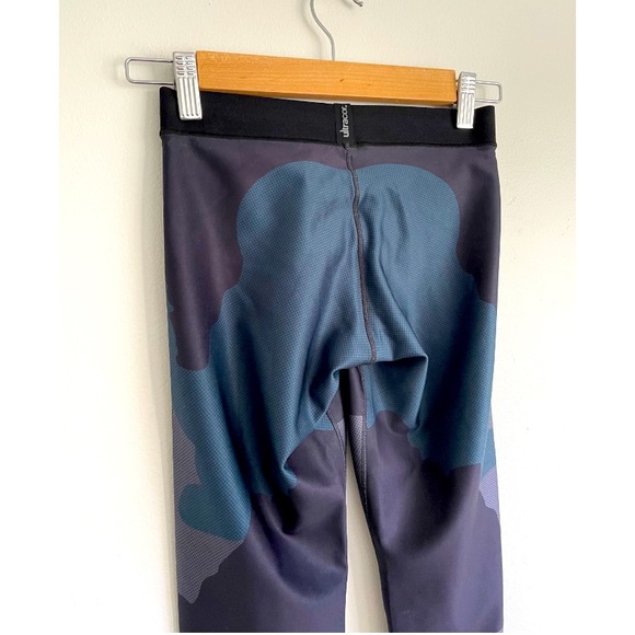 Ultracor -Ultra-Silk Knockout Leggings in Camo Tech - Picture 5 of 8